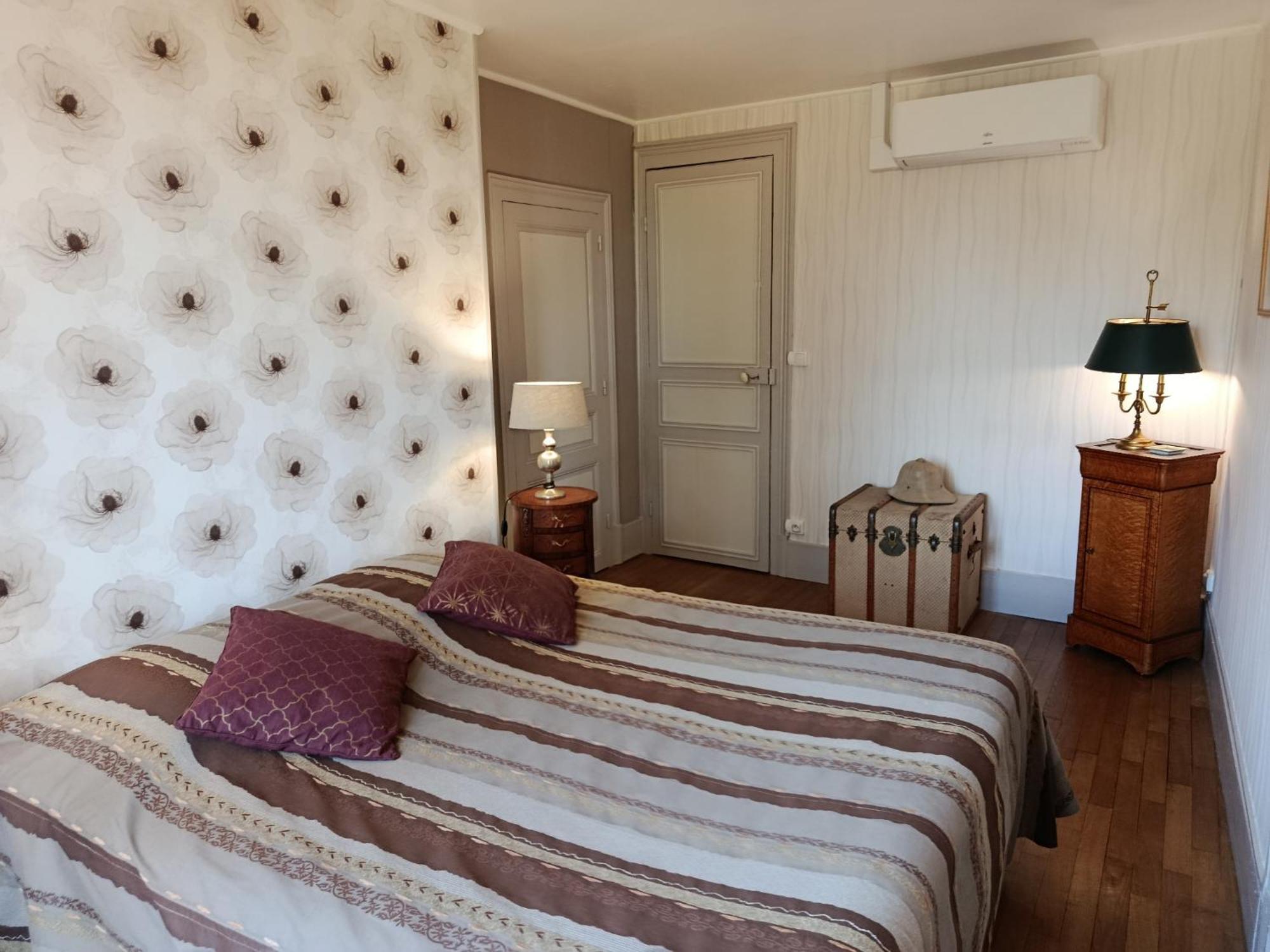 B&B Girolles Les Forges Bagian luar foto